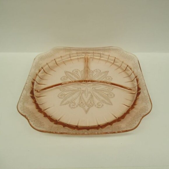 Jeannette Depression Glass Pink ADAM 9 1/4 In Square 3-Part Divided Grill Plate - Picture 2 of 4